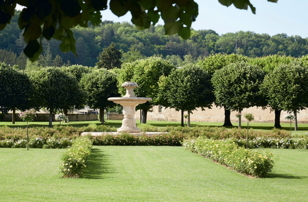 Le parterre de la fontaine - Jardins de France